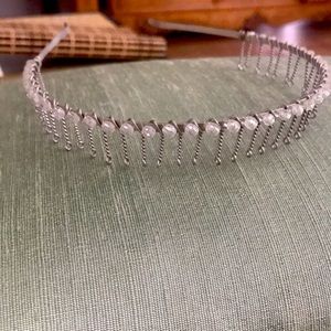 Tiara super cute and gorgeous on head ..